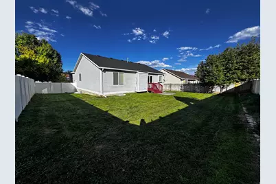 6432 S High Bluff Dr, West Valley, UT 84118 - Photo 16