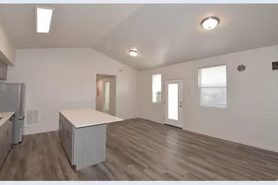 142 E 7th B304 #B304, Ogden, UT 84404 - Photo 2