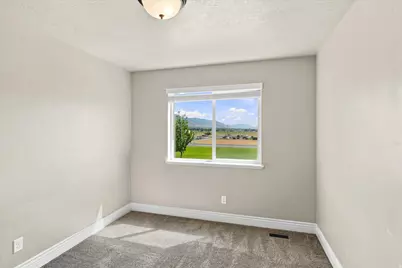 81 E 780 S, Smithfield, UT 84335 - Photo 12