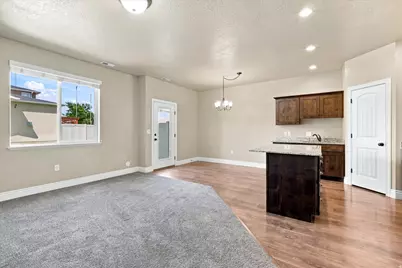 81 E 780 S, Smithfield, UT 84335 - Photo 2