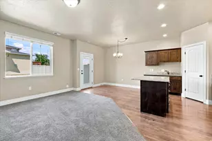 81 E 780 S, Smithfield, UT 84335 - Photo 2