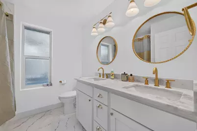2050 E Gyrfalcon Dr, Sandy, UT 84092 - Photo 24