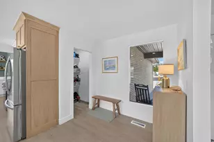 2050 E Gyrfalcon Dr, Sandy, UT 84092 - Photo 16