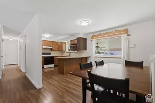 239 W Fort Creek Dr, Alpine, UT 84004 - Photo 8