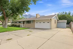 239 W Fort Creek Dr, Alpine, UT 84004 - Photo 4