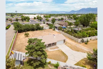 12666 S Gilbert Cir, Riverton, UT 84065 - Photo 28