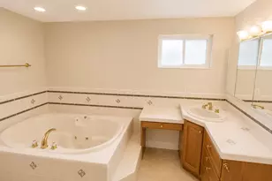8590 S Snowville Dr, Sandy, UT 84093 - Photo 14