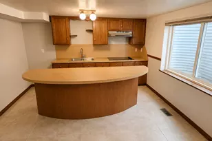 8590 S Snowville Dr, Sandy, UT 84093 - Photo 26