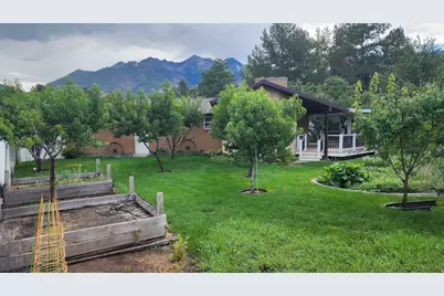8590 S Snowville Dr, Sandy, UT 84093 - Photo 42