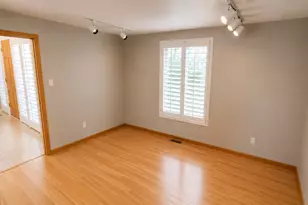 8590 S Snowville Dr, Sandy, UT 84093 - Photo 12