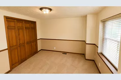8590 S Snowville Dr, Sandy, UT 84093 - Photo 20