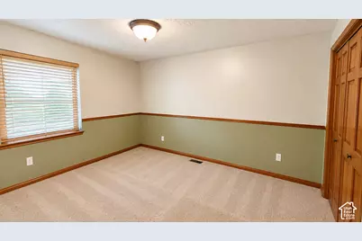 8590 S Snowville Dr, Sandy, UT 84093 - Photo 24