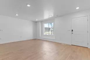 1684 N Copper Dr, Tooele, UT 84074 - Photo 8