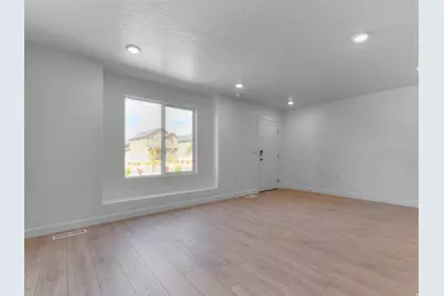 1678 N Copper Cyn Dr #1307, Tooele, UT 84074 - Photo 8