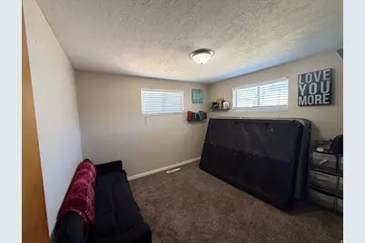 440 N 200 W, Clearfield, UT 84015 - Photo 14