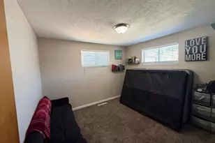 440 N 200 W, Clearfield, UT 84015 - Photo 14