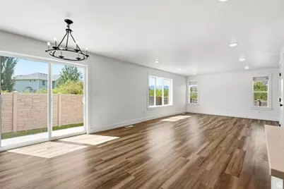 94 E 520 N, Providence, UT 84332 - Photo 10