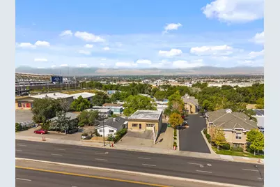 9144 S State St, Sandy, UT 84070 - Photo 8
