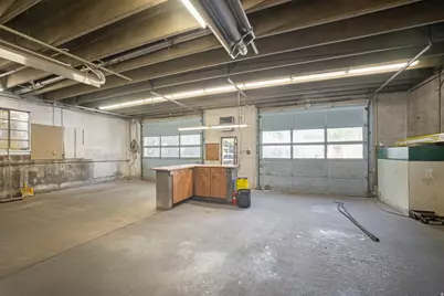 9144 S State St, Sandy, UT 84070 - Photo 18