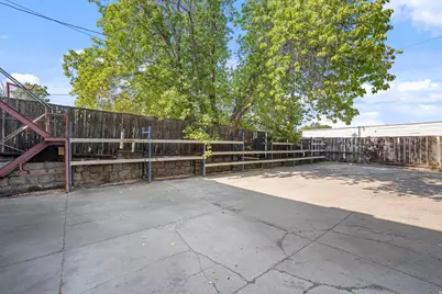 9144 S State St, Sandy, UT 84070 - Photo 26