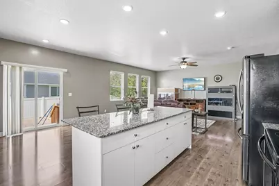 4841 N Goosefoot Dr W, Eagle Mountain, UT 84005 - Photo 14