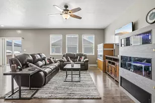 4841 N Goosefoot Dr W, Eagle Mountain, UT 84005 - Photo 6