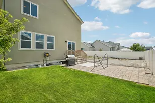 4841 N Goosefoot Dr W, Eagle Mountain, UT 84005 - Photo 38