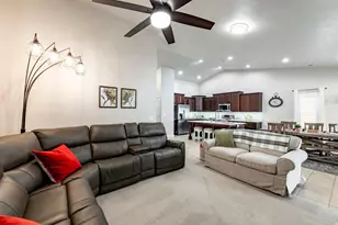 961 N Abbey Dr, North Salt Lake, UT 84054 - Photo 14