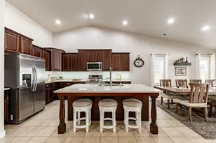 961 N Abbey Dr, North Salt Lake, UT 84054 - Photo 2