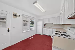 395 W 400 N, Orem, UT 84057 - Photo 8