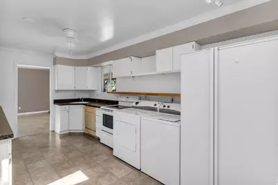2611 E 1300 S, Salt Lake City, UT 84108 - Photo 24