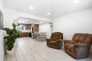 88 W 50 S, Centerville, UT 84014 - Photo 4