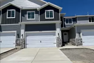 7303 N Hidden Loop Rd, Eagle Mountain, UT 84005 - Photo 2