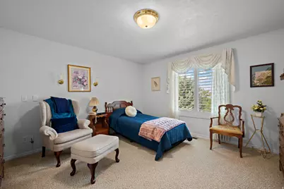 166 S Ridgeview Dr, Orem, UT 84058 - Photo 14