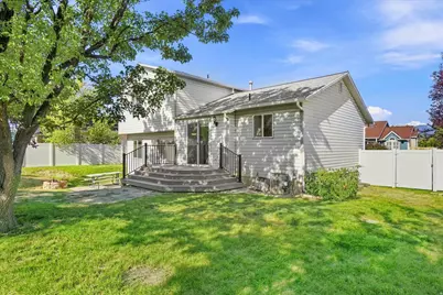 8168 S 2620 W, West Jordan, UT 84088 - Photo 32