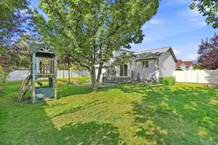 8168 S 2620 W, West Jordan, UT 84088 - Photo 34