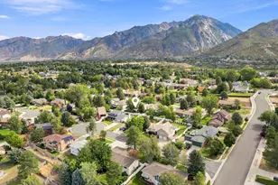 10324 S 2505 E, Sandy, UT 84092 - Photo 46