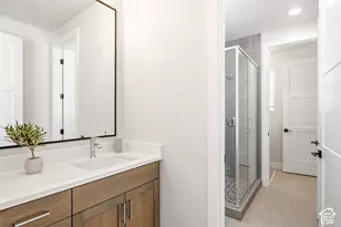 330 E Sandy Oaks Dr S, Sandy, UT 84070 - Photo 34