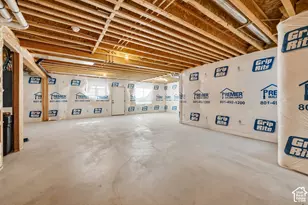 330 E Sandy Oaks Dr S, Sandy, UT 84070 - Photo 40
