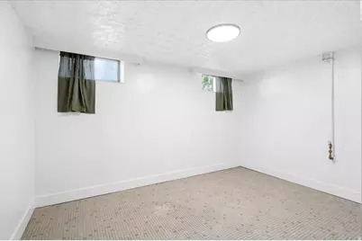 3377 S Fowler Ave E, Ogden, UT 84403 - Photo 22