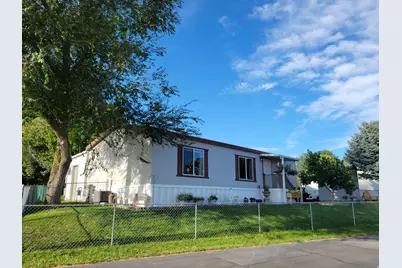 237 Fremont Way, Layton, UT 84041 - Photo 2