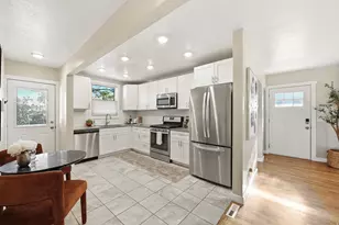 2136 S 2300 E, Salt Lake City, UT 84109 - Photo 4