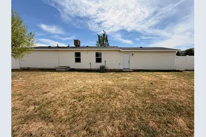 466 W 2000 S, Vernal, UT 84078 - Photo 18