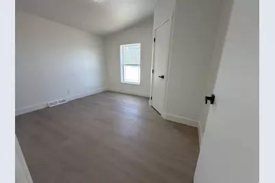 466 W 2000 S, Vernal, UT 84078 - Photo 12