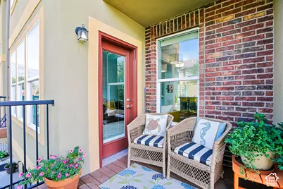 669 E Falconer Ct S, Draper, UT 84020 - Photo 28