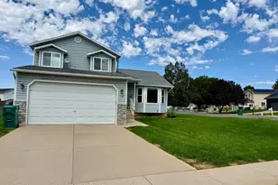 1139 E Meadow Way Dr, Layton, UT 84041 - Photo 2