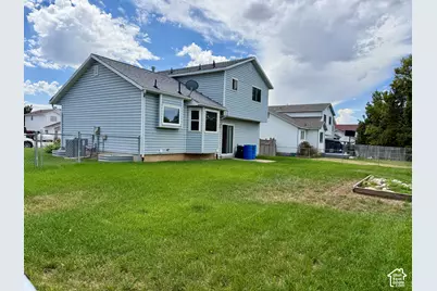1139 E Meadow Way Dr, Layton, UT 84041 - Photo 6
