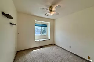 1139 E Meadow Way Dr, Layton, UT 84041 - Photo 24