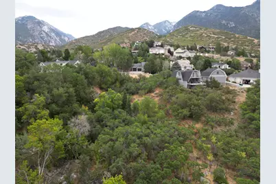10156 S Majestic Canyon Rd E, Sandy, UT 84092 - Photo 36