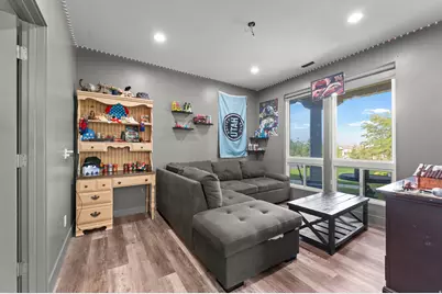 4871 W South Jordan Pkwy, South Jordan, UT 84009 - Photo 4